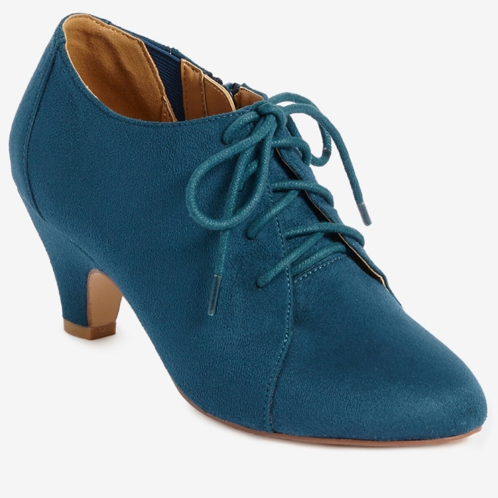 Comfortview Teal Shootie size 8w